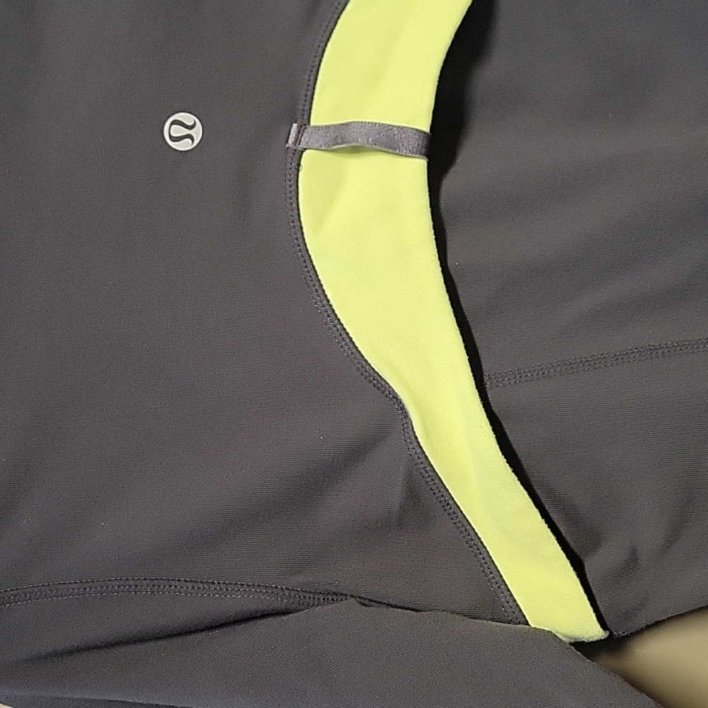 LULULEMON JACKET - Picture 4 of 12